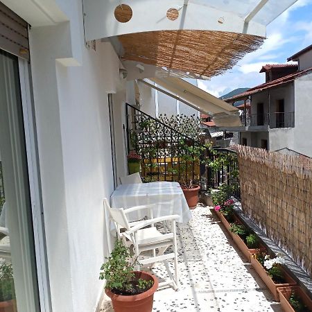 Edessa Classic Home Apartment ภายนอก รูปภาพ