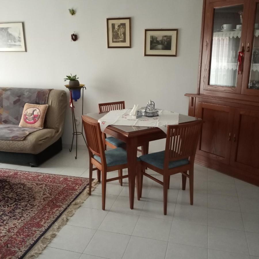 Edessa Classic Home Apartment ภายนอก รูปภาพ