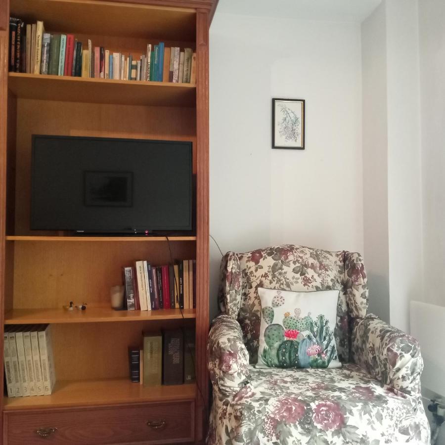 Edessa Classic Home Apartment ภายนอก รูปภาพ